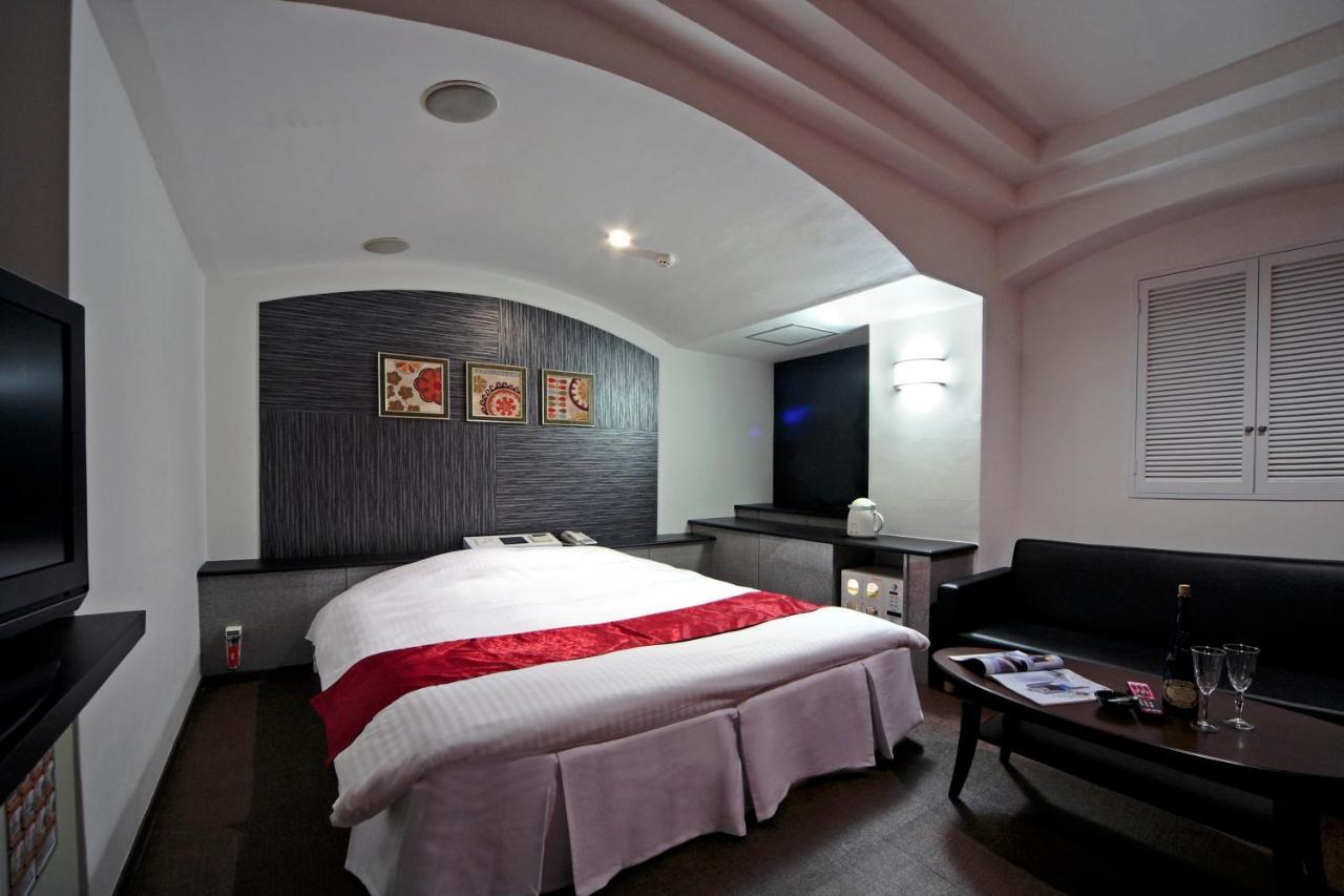 Hotel Lala Minato - Adult Only Nagoya Buitenkant foto