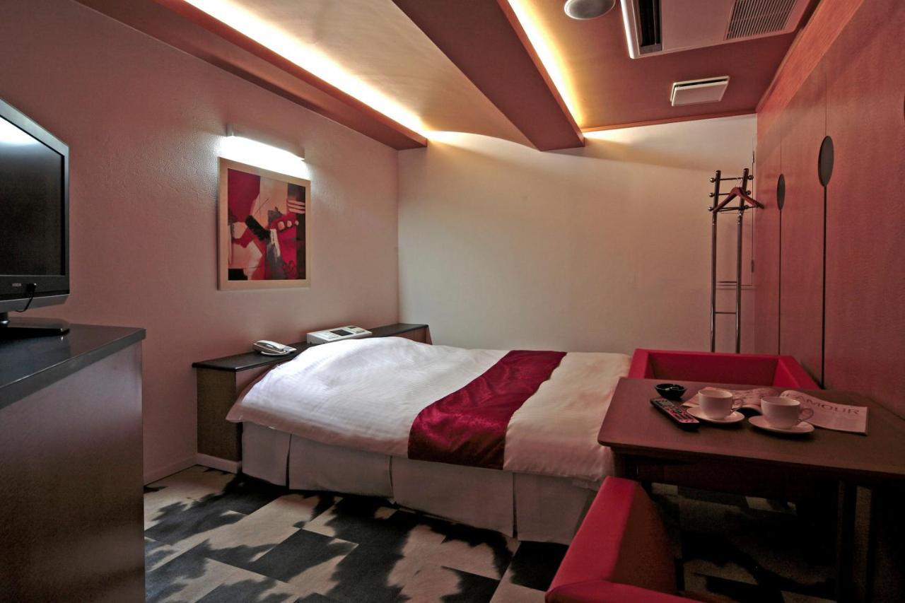 Hotel Lala Minato - Adult Only Nagoya Buitenkant foto