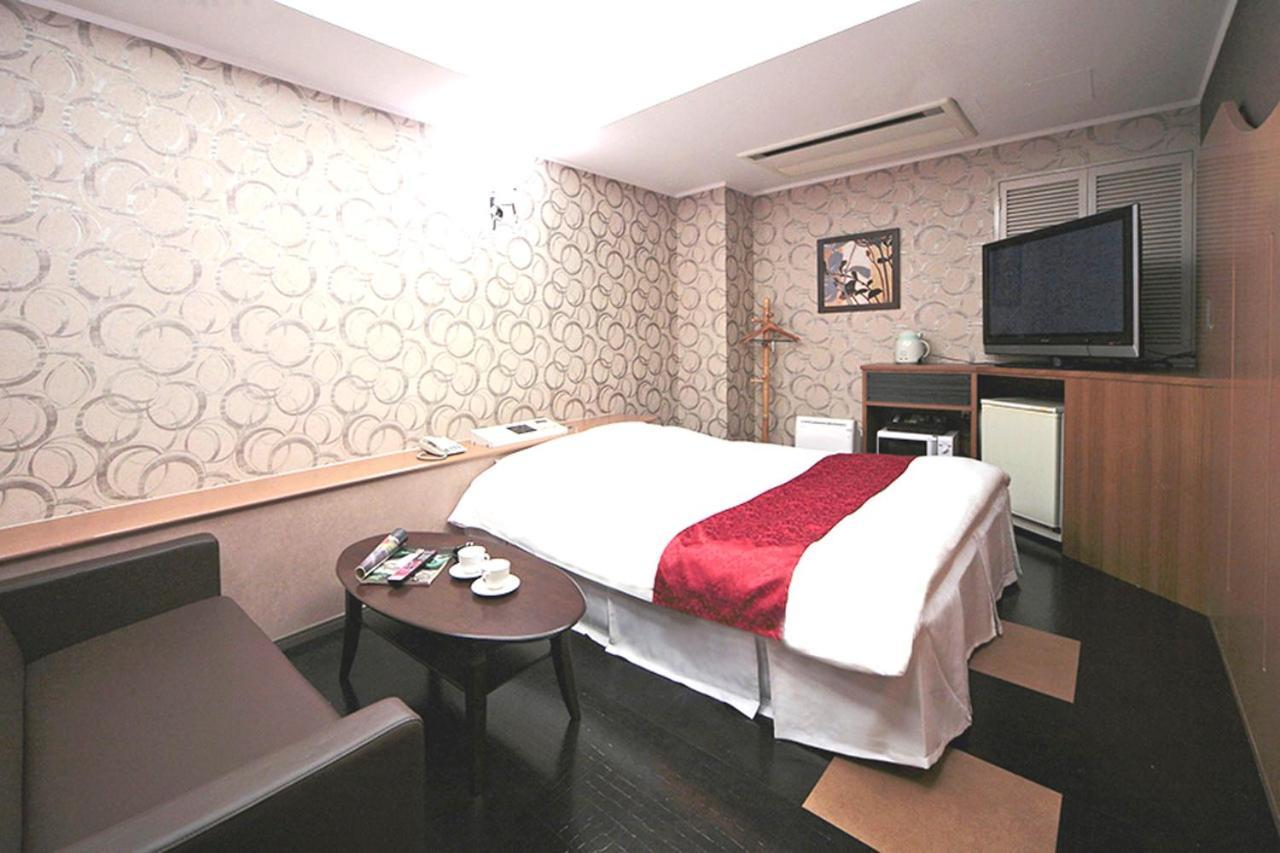 Hotel Lala Minato - Adult Only Nagoya Buitenkant foto